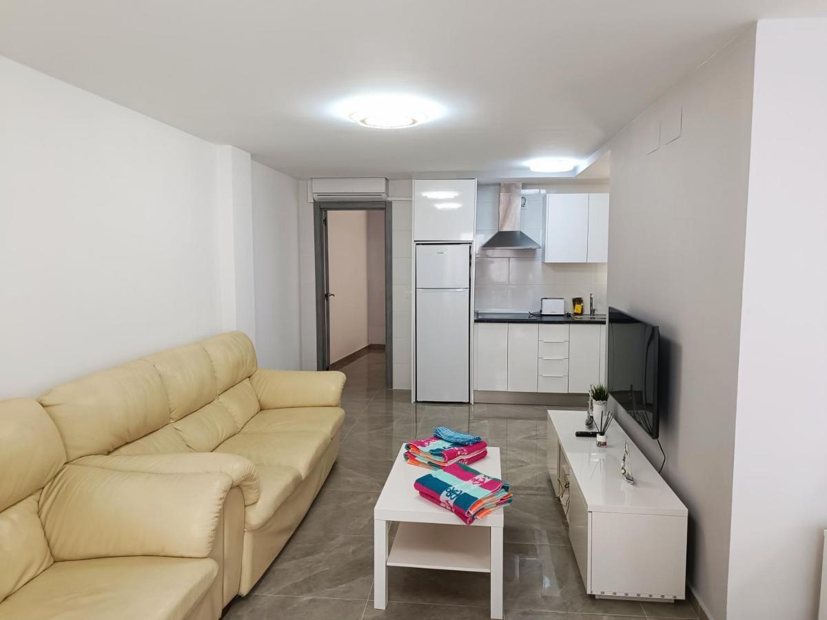 Baj - Apartamentos En Playa Bajondillo, Torremolinos Esterno foto