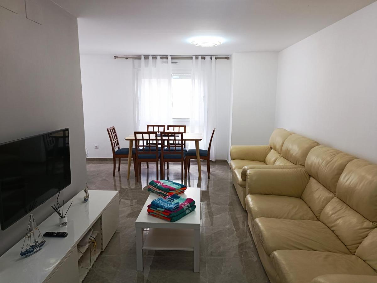 Baj - Apartamentos En Playa Bajondillo, Torremolinos Esterno foto