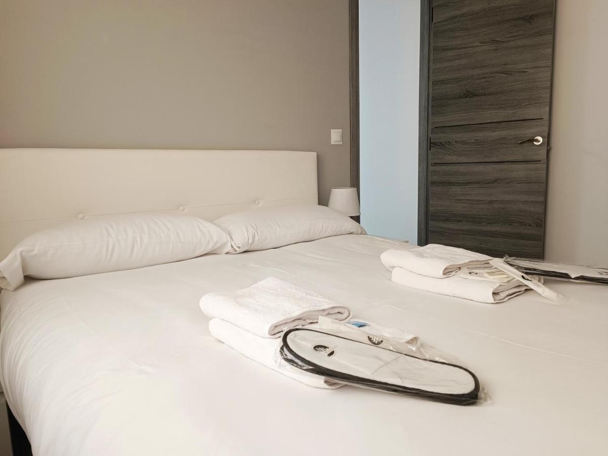 Baj - Apartamentos En Playa Bajondillo, Torremolinos Esterno foto