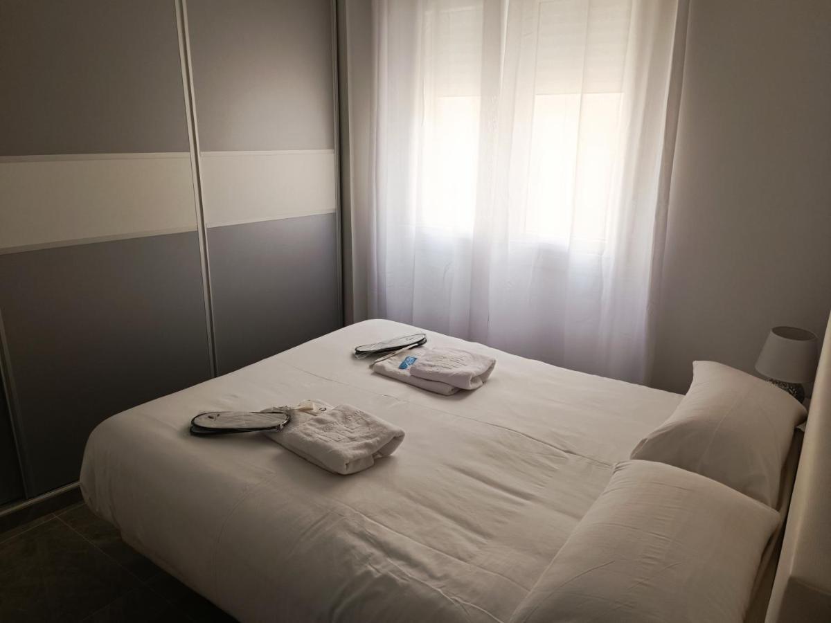 Baj - Apartamentos En Playa Bajondillo, Torremolinos Esterno foto